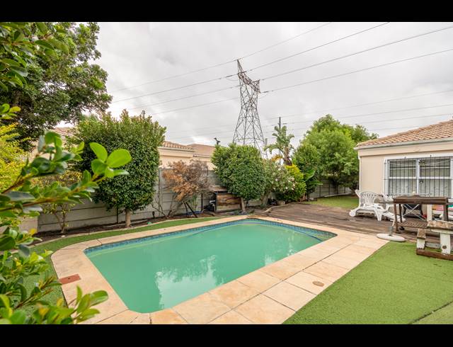 3 BEDROOM FREESTANDING SOLD IN SUNNINGDALE
